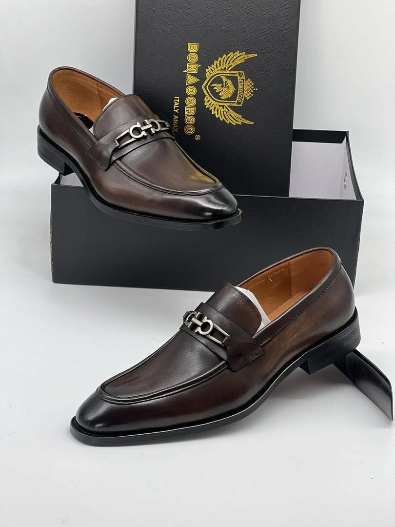Men classic shoes
