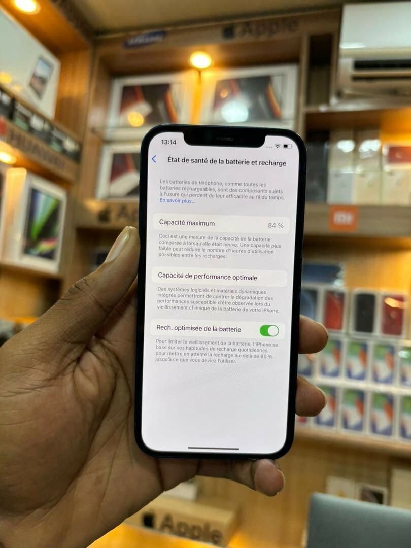 iPhone 12 64go quasi neuf importé rapide