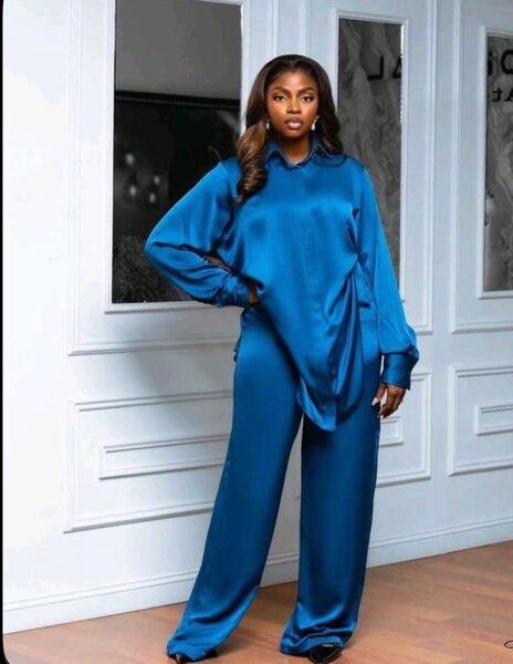 Ensemble élégant en satin