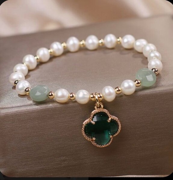 Bracelet en perles élégant