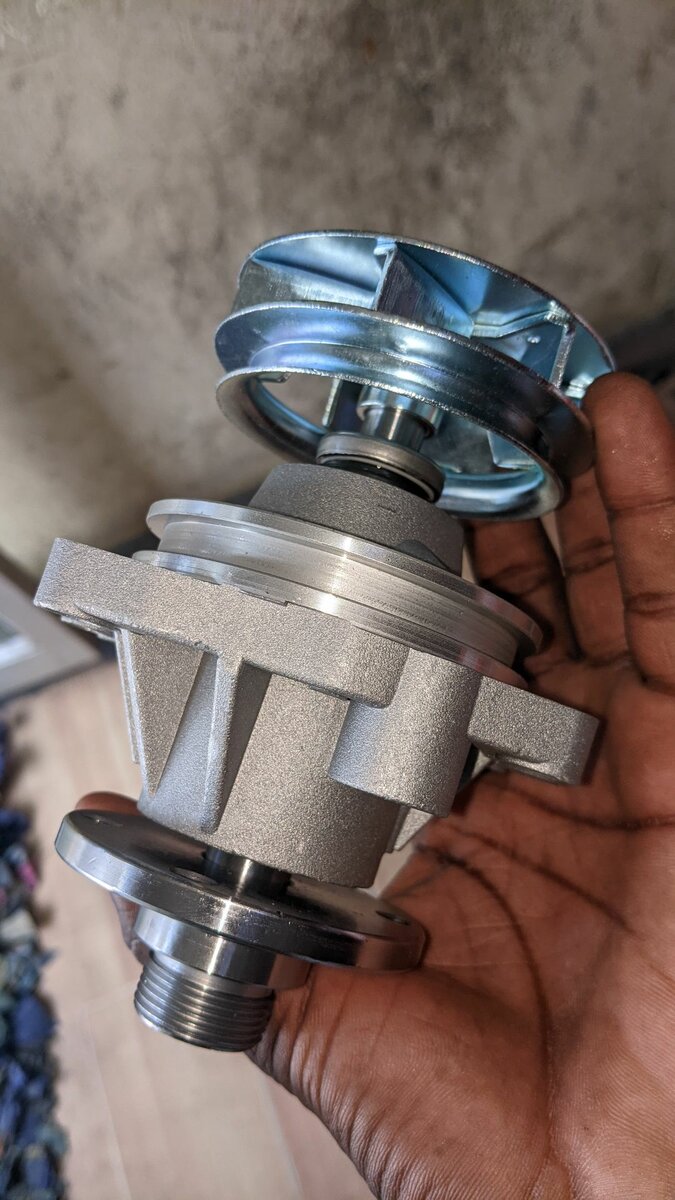 Water Pump For BMW X5 M54 ,X3 M54  & BMW 320i E46 M54