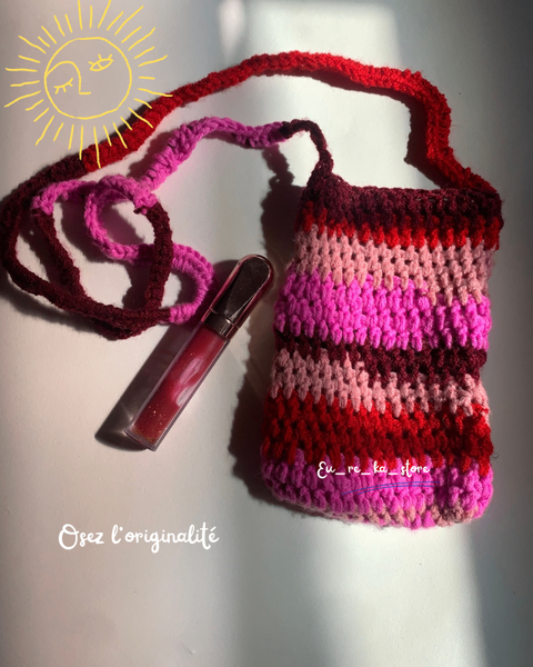 Pochette en crochet colorée