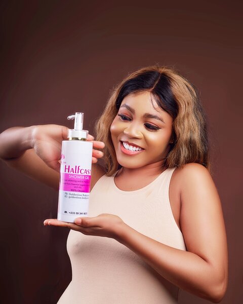 Halfcast magic glow shower gel