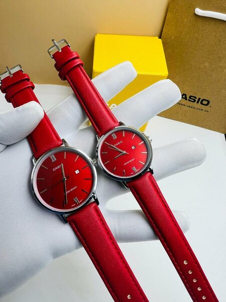 Montres Casio Rouge Élégant