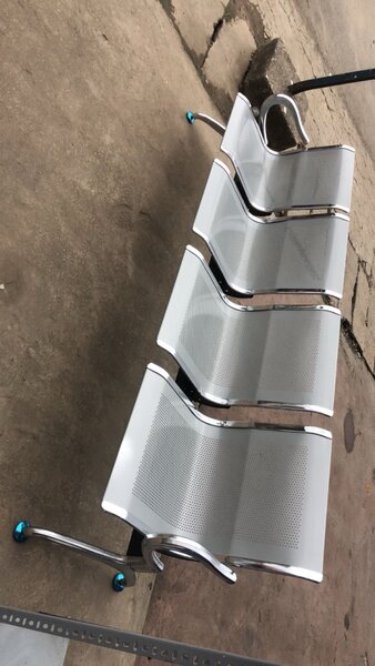 Banc de salle d'attente