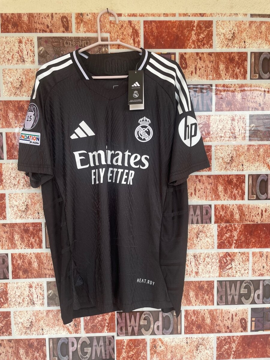 Maillot Réal Madrid noir