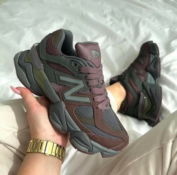 New Balance 9060