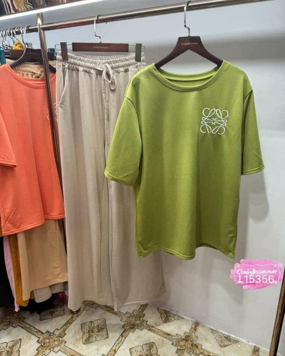 Ensemble pantalon Tee-shirt