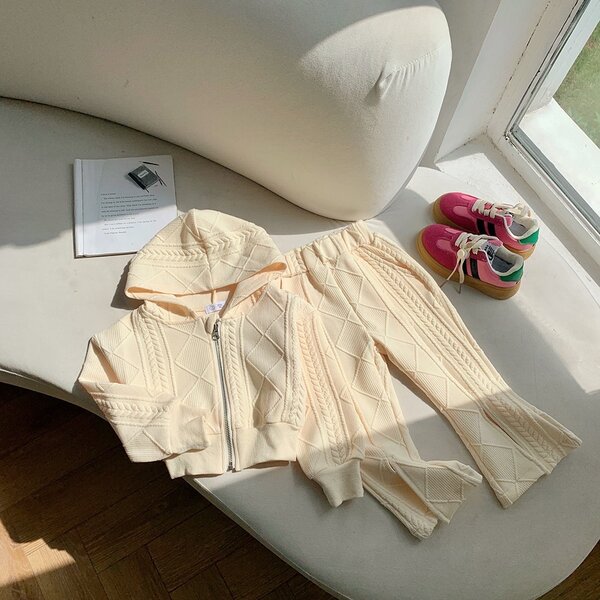 Классная двойка в корейском стиле