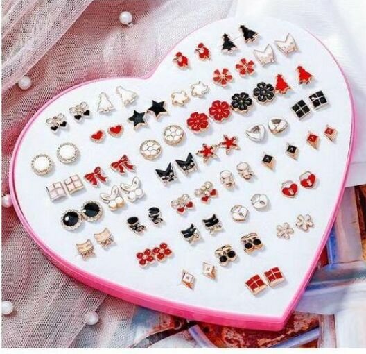 Ensemble de boucles d'oreilles fantaisie