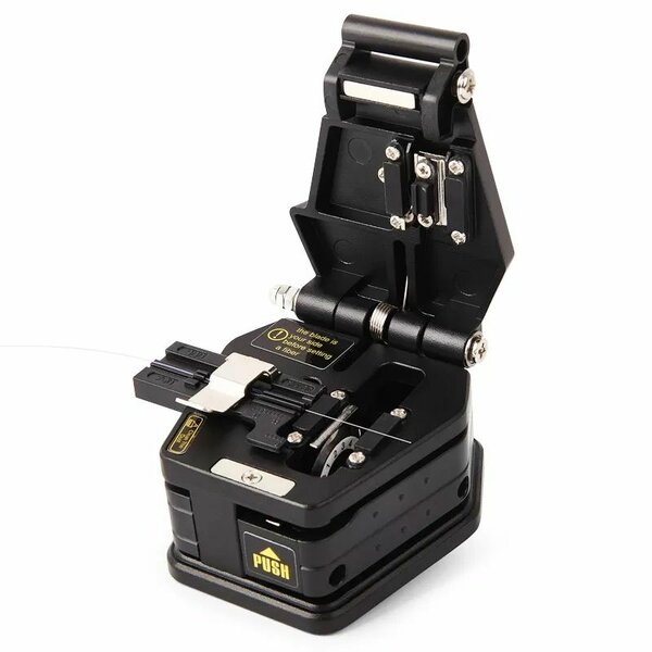 Cliveuse de Fibres Optiques