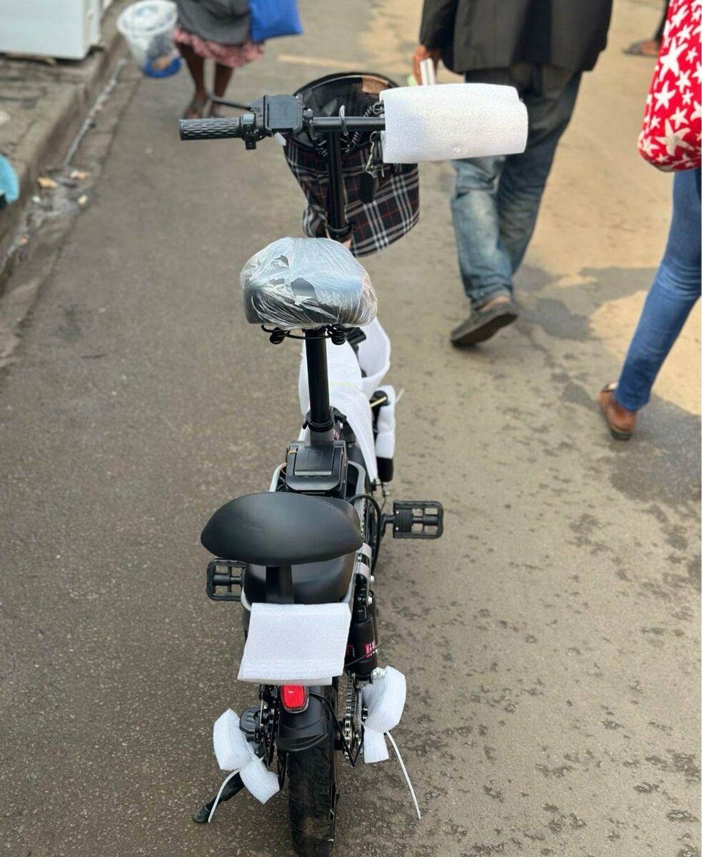 Vélo électrique pliant urbain