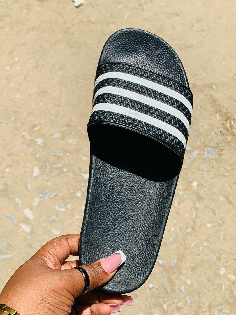 Slides adidas