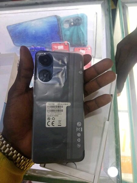 Smartphone Tecno Pop 7
