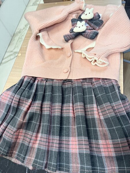 Двойка с юбочкой