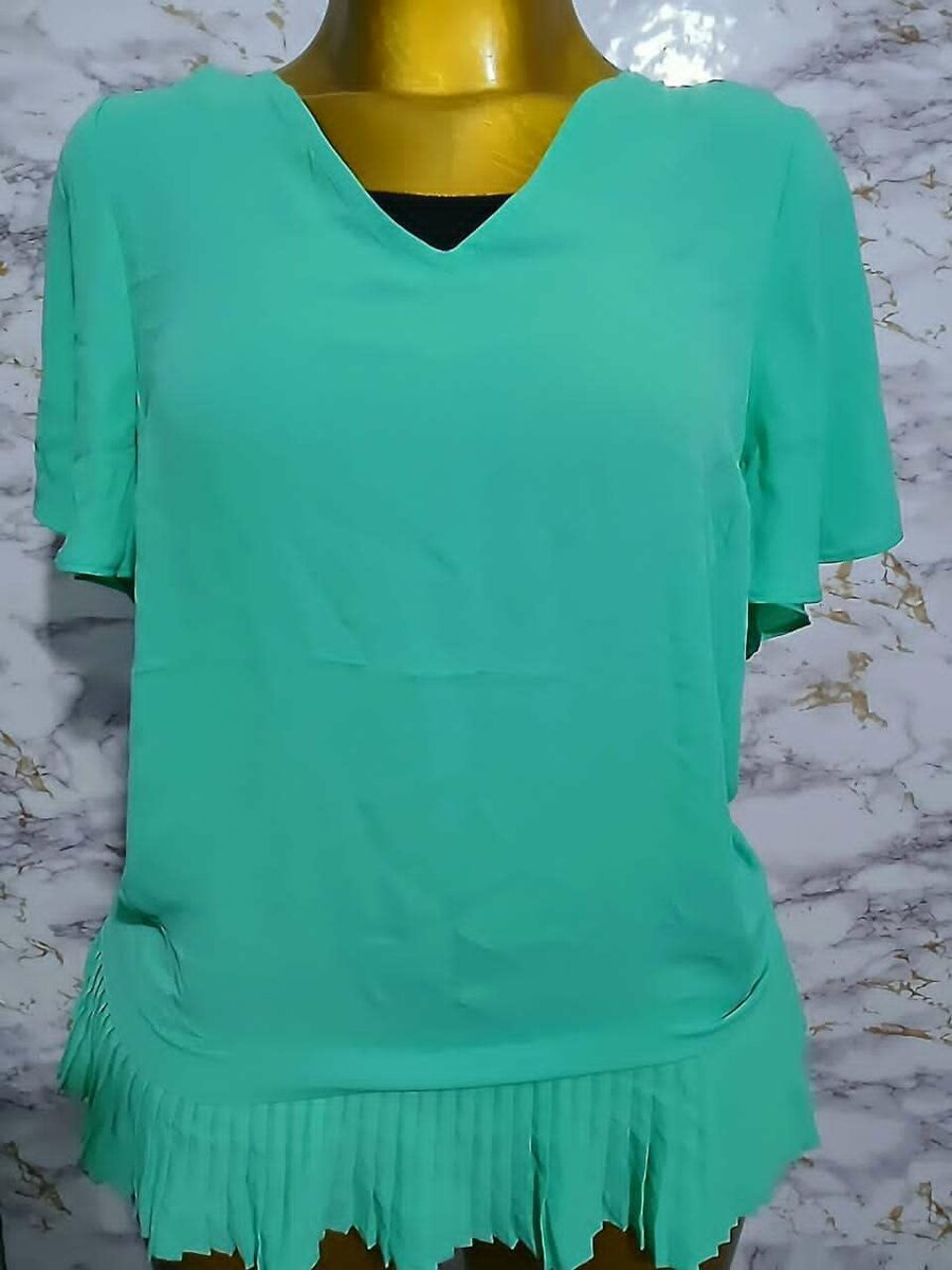 Hauts élégants pour femmes