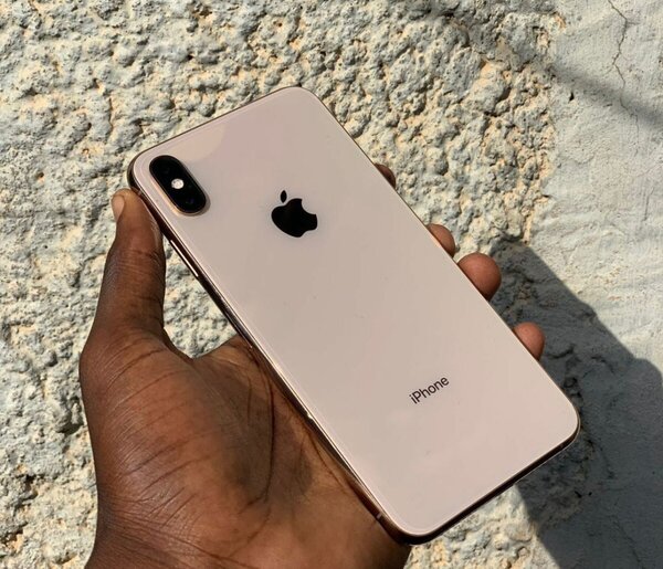 iPhone XS Max 64gig