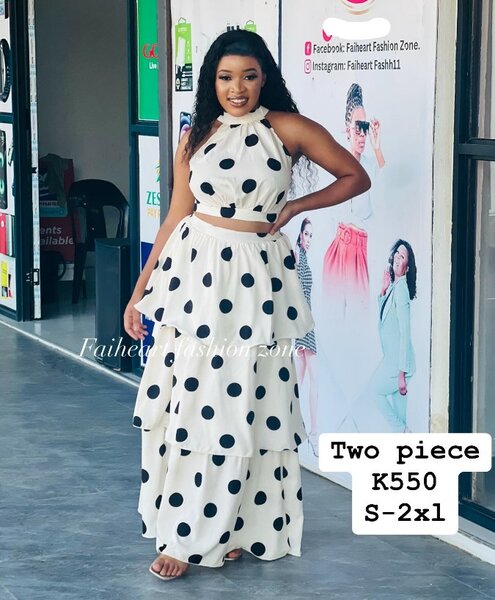 Set of beautiful women's clothing (top and bottom)