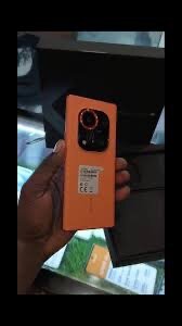 Smartphone avec triple caméra