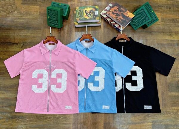 Polo à zip avec numéro