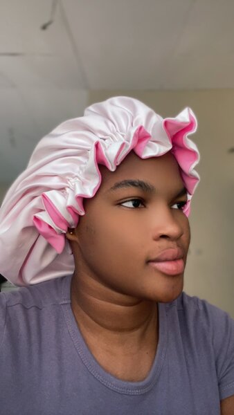 Bonnet de Nuit en Satin Réversible