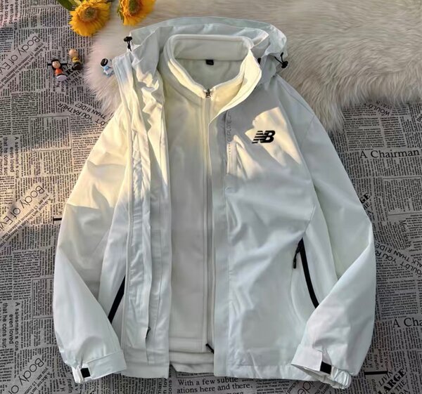 Ветровка New balance