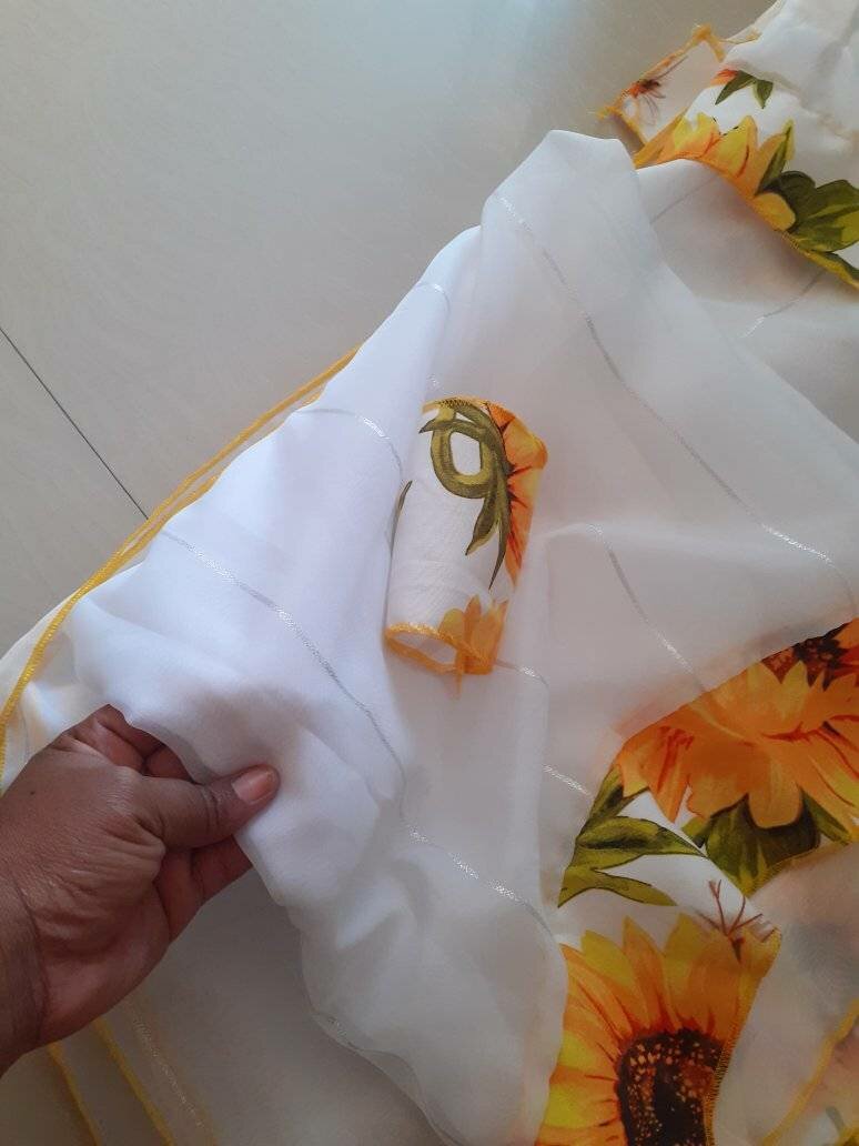 BEAUTIFUL KITCHEN CURTAINS 