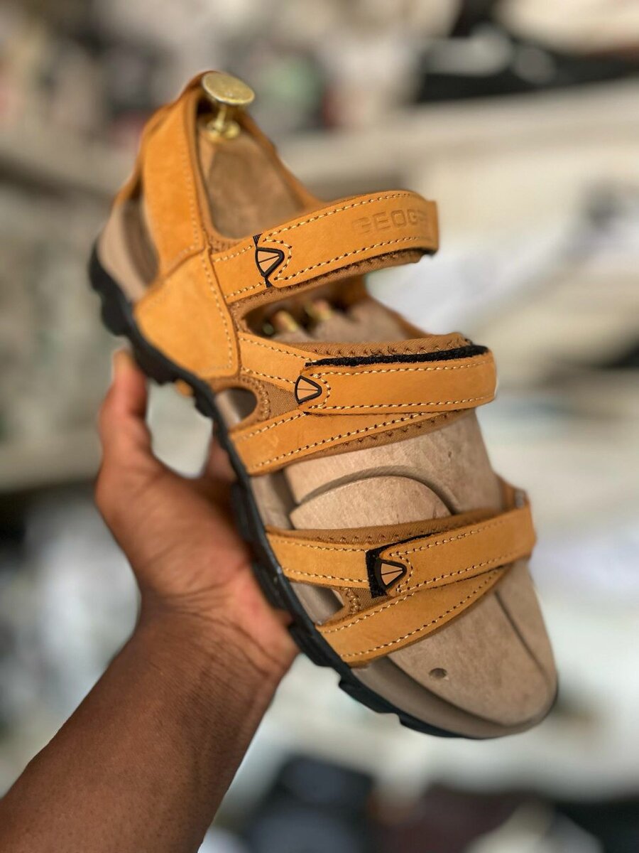 Sandales de randonnée robustes