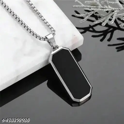 Collier pendentif élégant