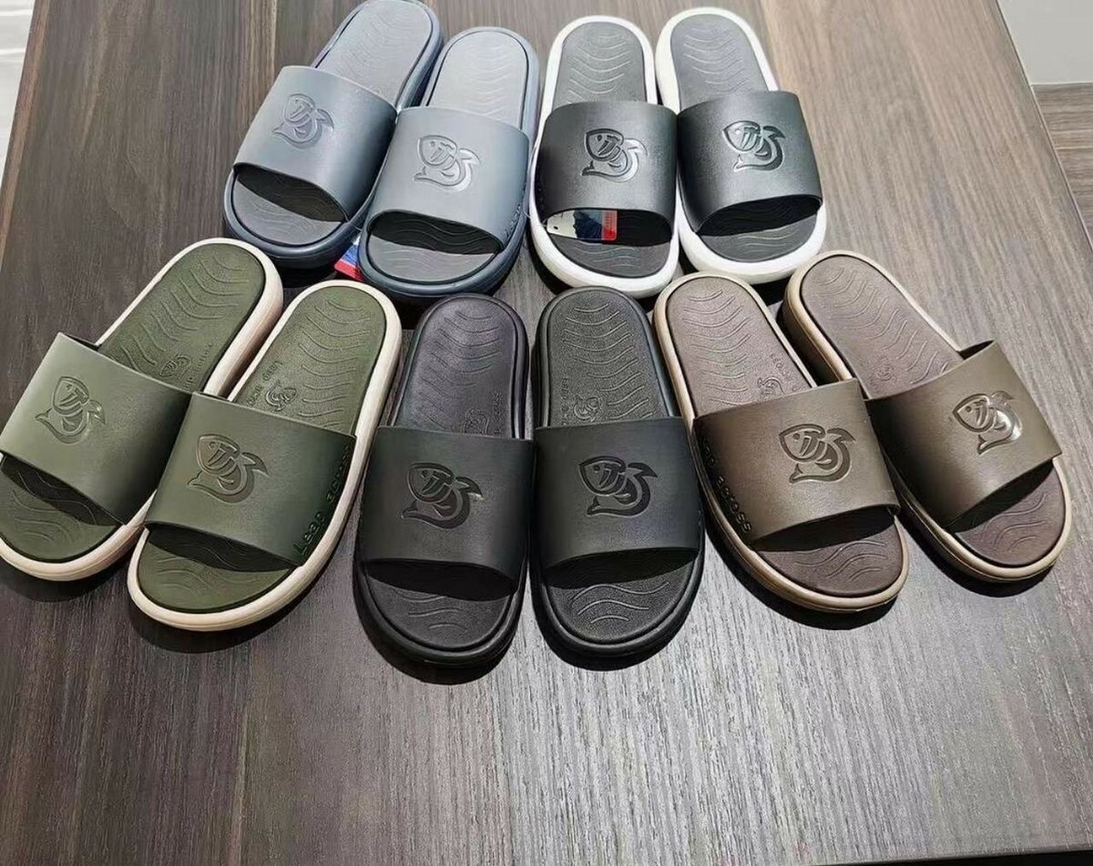 Claquettes confortables hommes