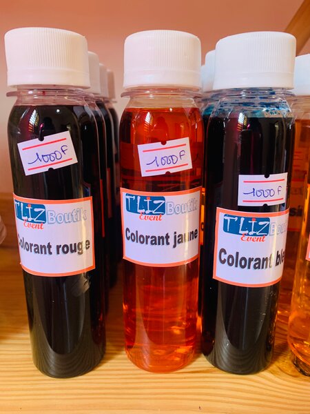 Colorant alimentaire liquide