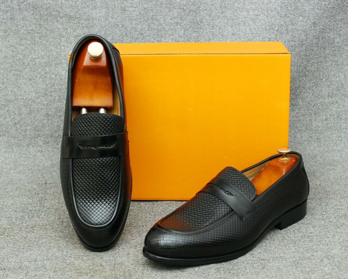 Chaussures élégantes en cuir