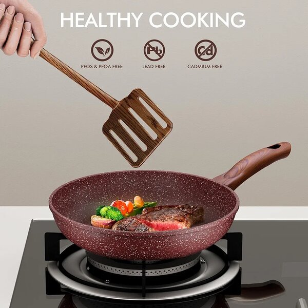 Ensemble de soupière et poêle