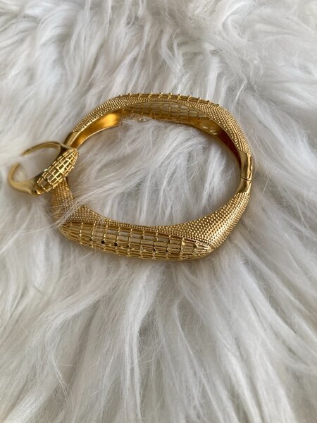 YM Jewelry bangle and ring