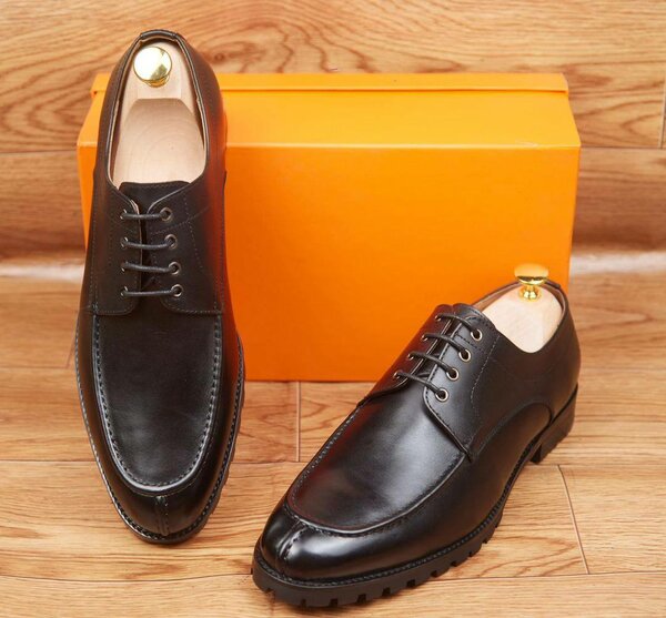 Chaussures Derby en Cuir Noir