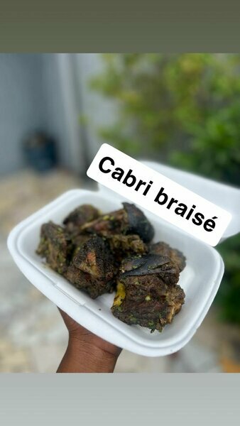 Cabri braisé + attiéké