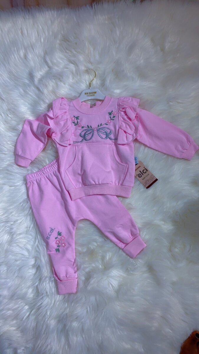 Baby girl top and down