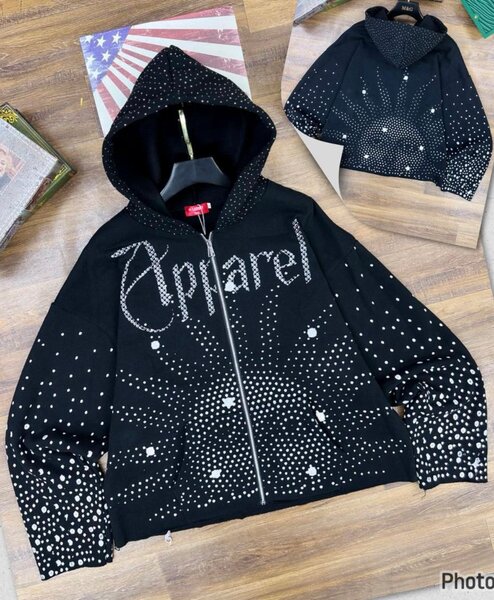 Veste à capuche scintillante