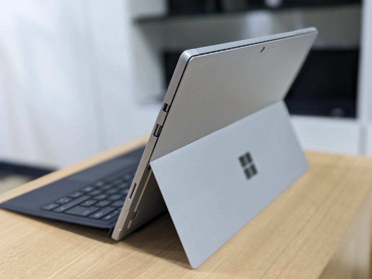 Microsoft Surface Pro 5
