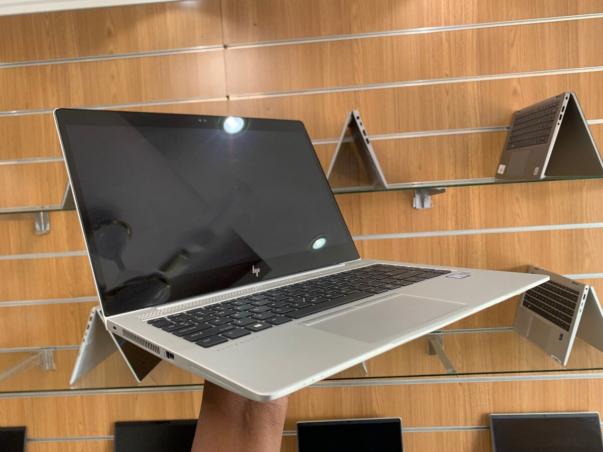 HP ELITEBOOK 830 G5- TOUCH