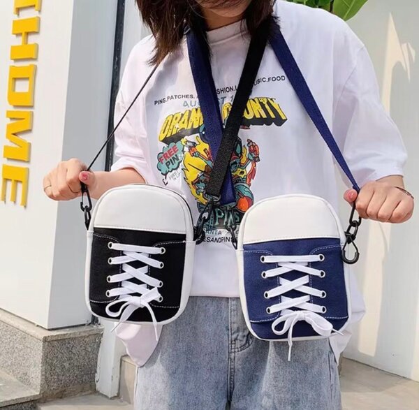 Sac bandoulière baskets