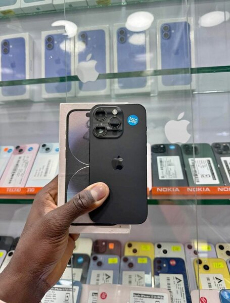 iPhone 14pro max 256GB Noir