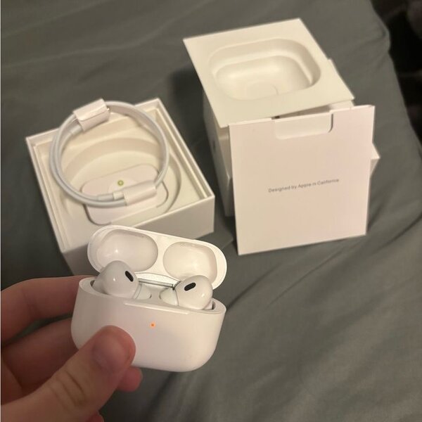 Apple AirPods Pro 2