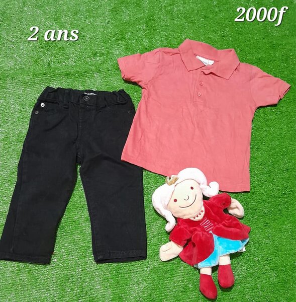 Tenue pour un garçon, chemise + short, 2 ans