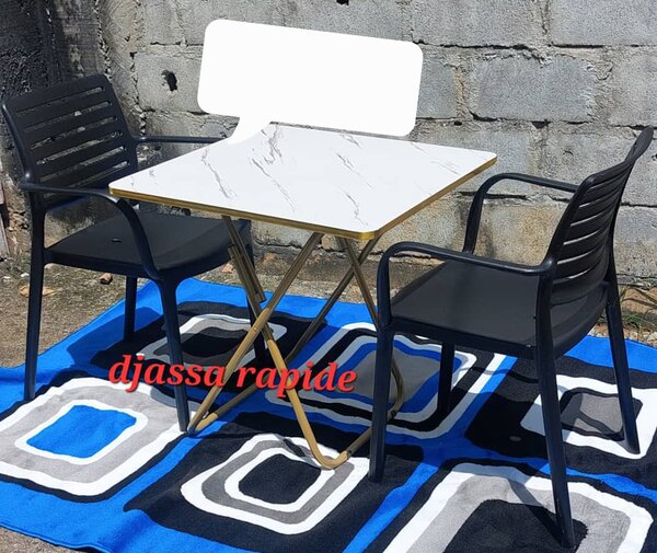 Tables et chaises de jardin