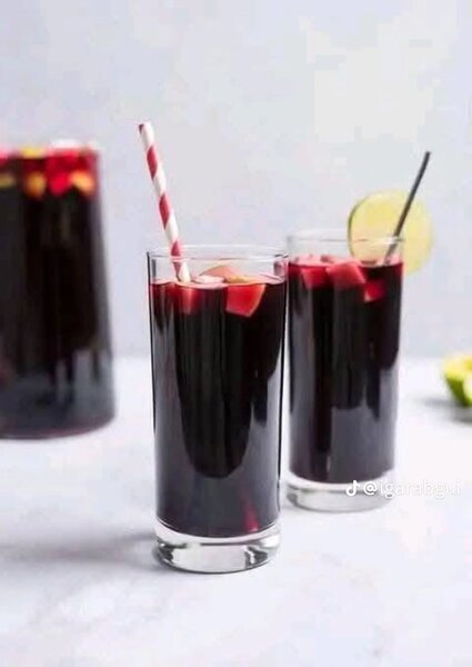 Jus de bissap en bidon