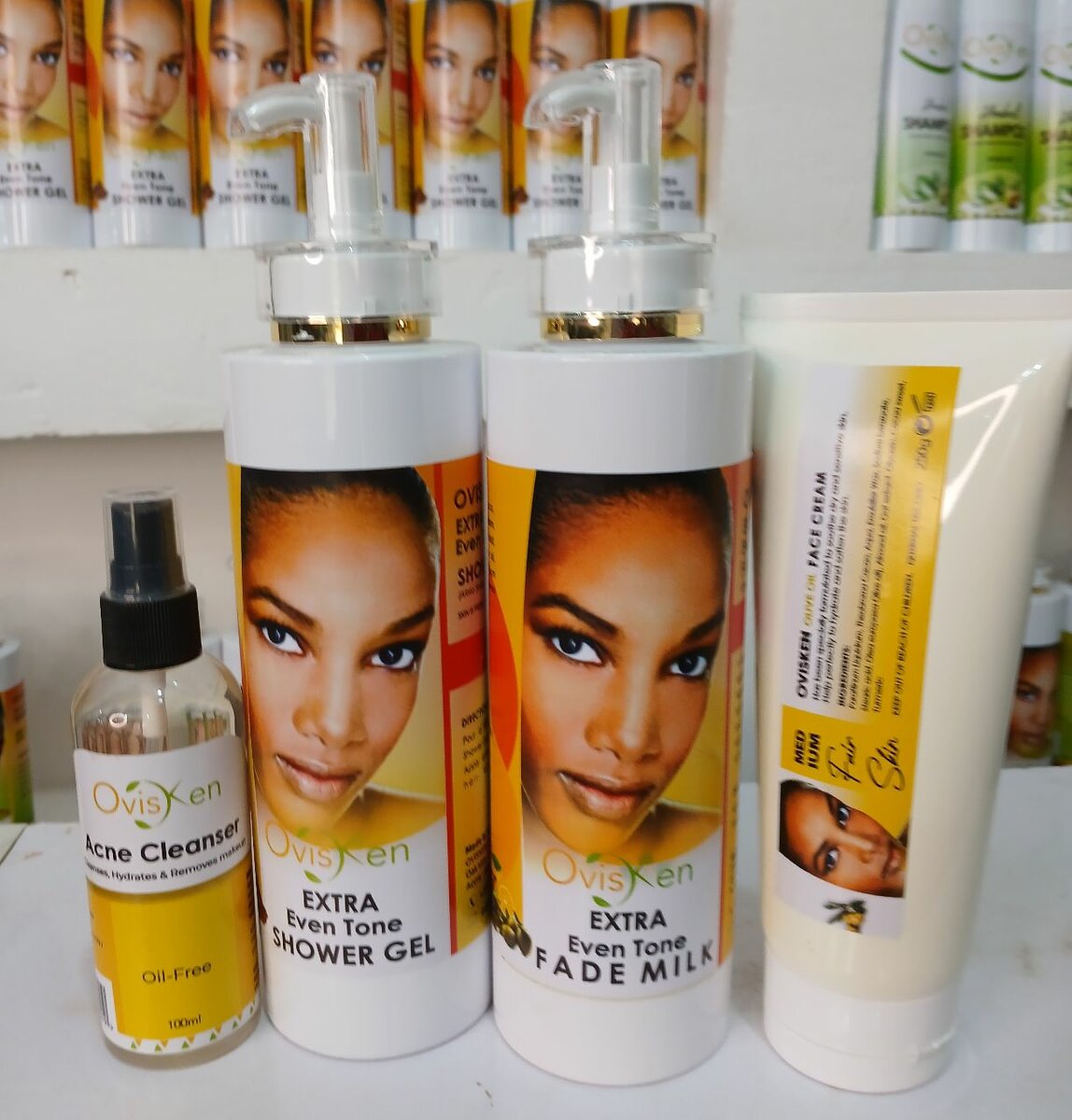 Ovisken fademilk and shower gel set