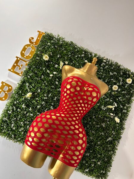 Mini-robe résille sexy rouge