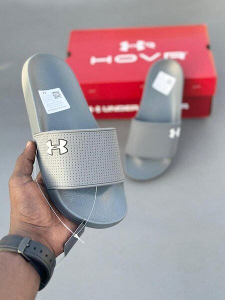 Claquettes homme légères