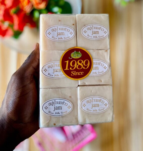 12 Savon au lait de riz
